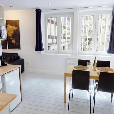 La Madeleine - Strasbourg Appartement Buitenkant foto